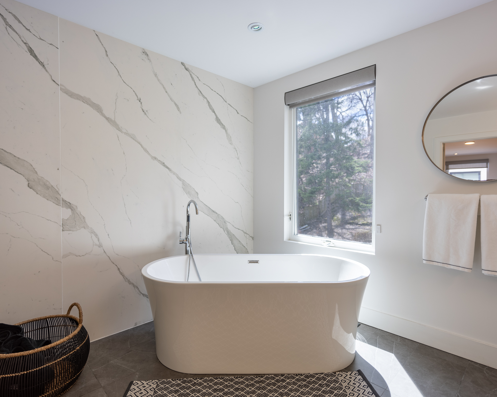 luxury bathroom